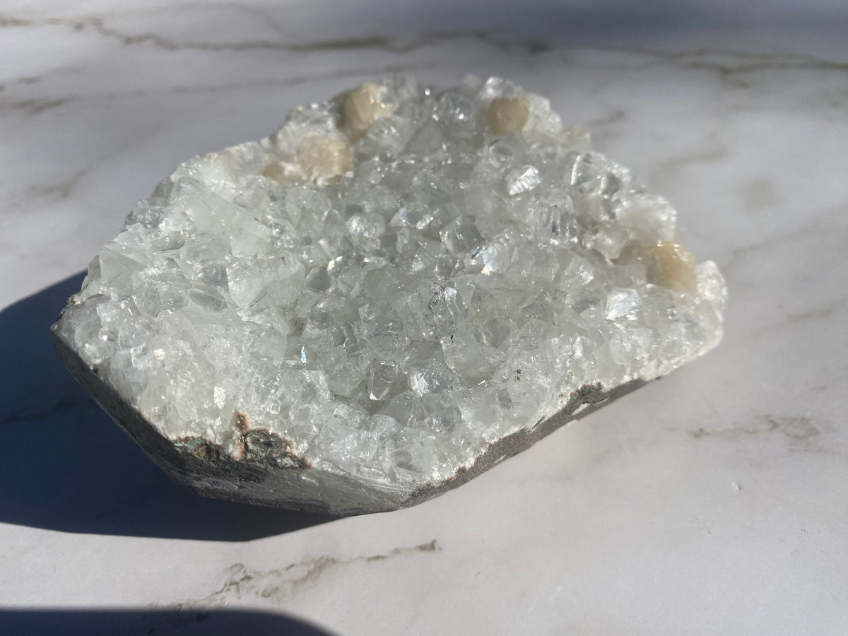 Apophyllite J (アポフィライト)