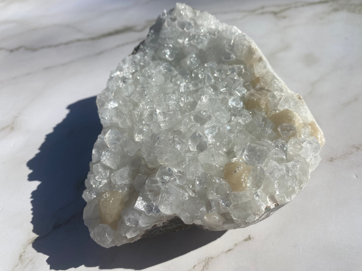 Apophyllite J (アポフィライト)